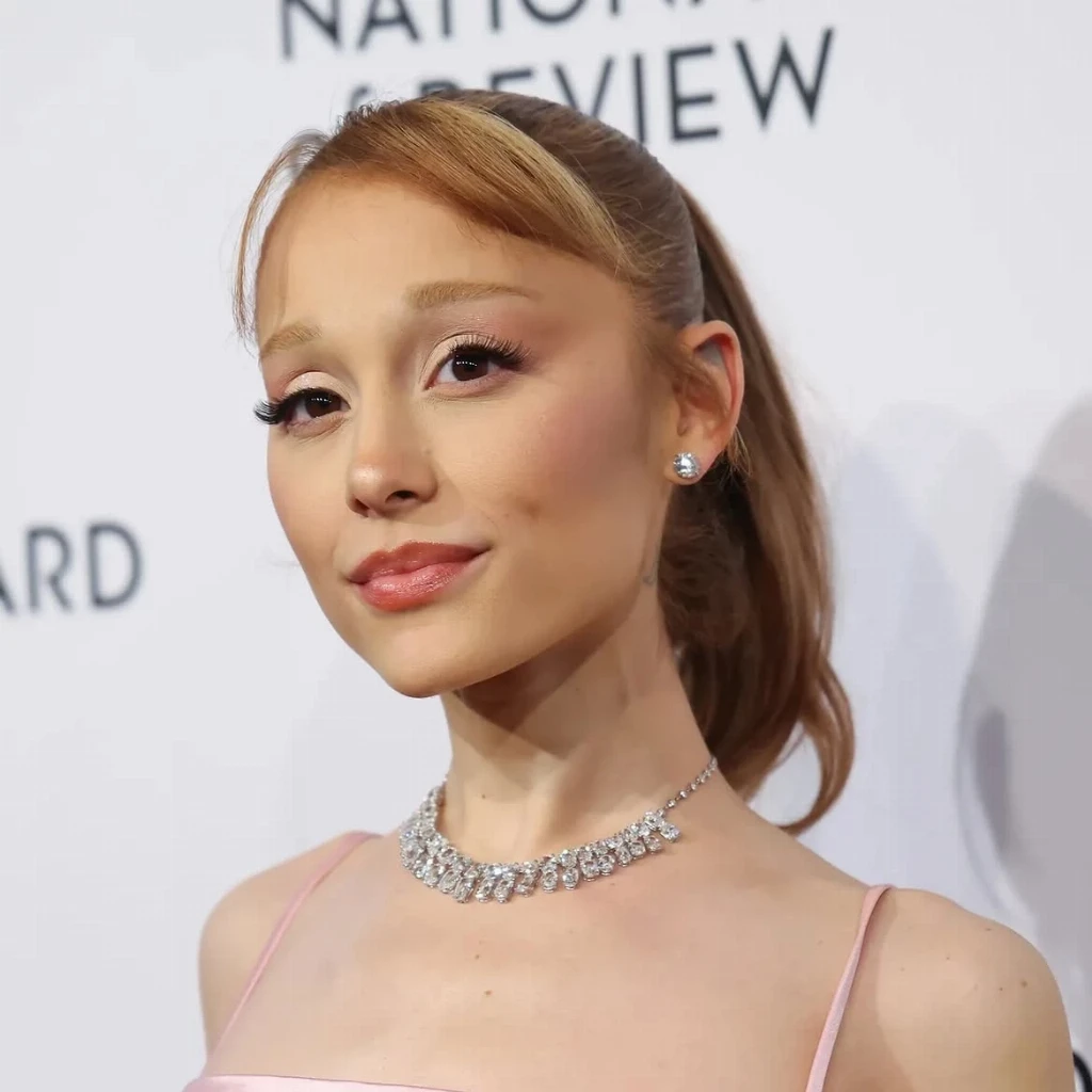 @fav.ari.material